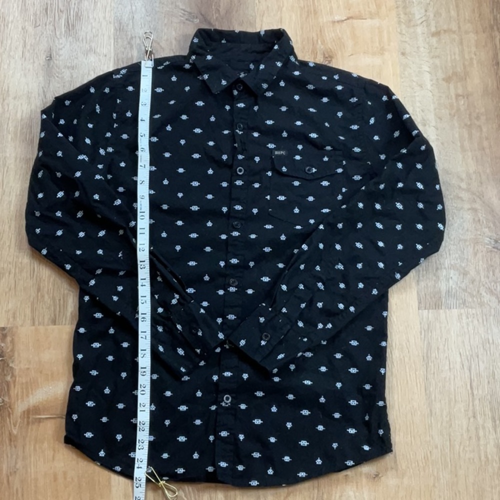 Beverly Hills Polo Club Alien Print Collared Long Sleeve Button Up Dress Shirt - Picture 8 of 9